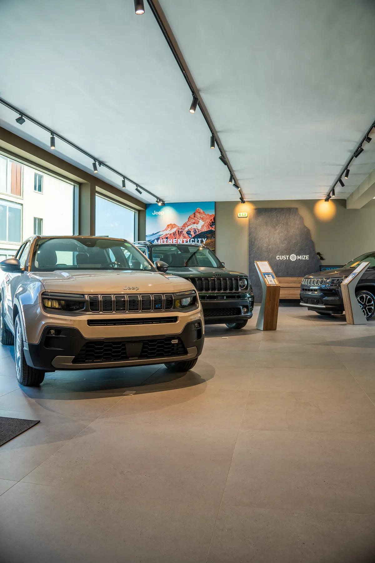 Lo showroom Jeep del Gruppo Autosat